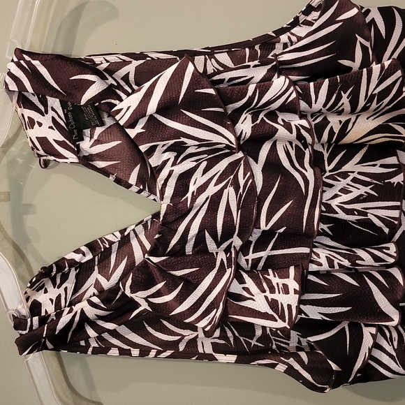 Neu Options Brown Ruffle Tank - Picture 2 of 5